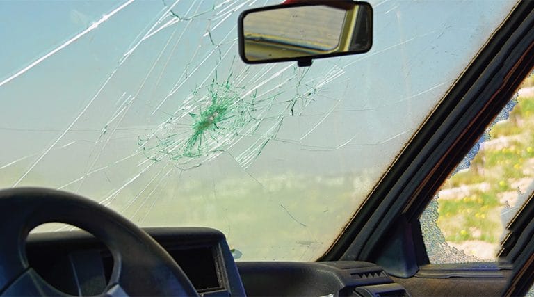 Read more about the article legislative bill could drop requirement for insurance companies to replace windshields