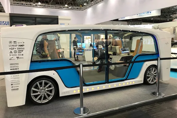 You are currently viewing Germany’s Glasstec convention showcases some very unique vehicles