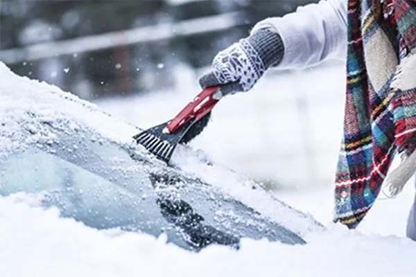 You are currently viewing Before extreme cold arrives, check your windshield for minor cracks