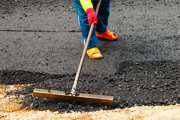 Resurfacing project leads to complaints of cracked windshields
